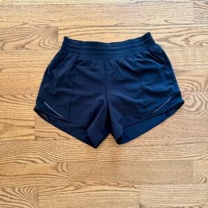Lululemon Hotty Hot Shorts 4" Black